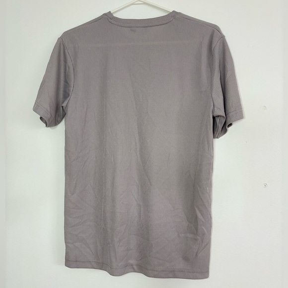 🎉4/30$🎉 INC Grey Minimalist T-Shirt - Large 🤍 - Picture 4 of 4